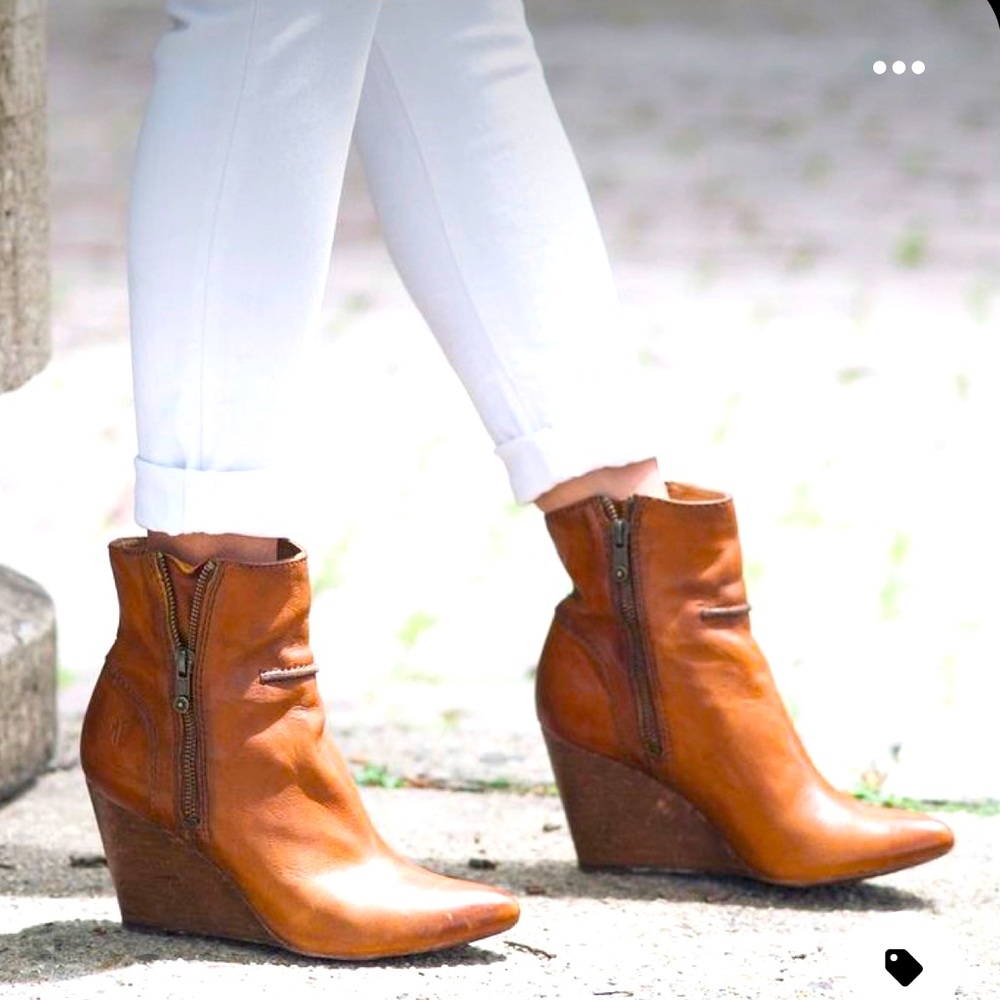Frye Regina wedge booties